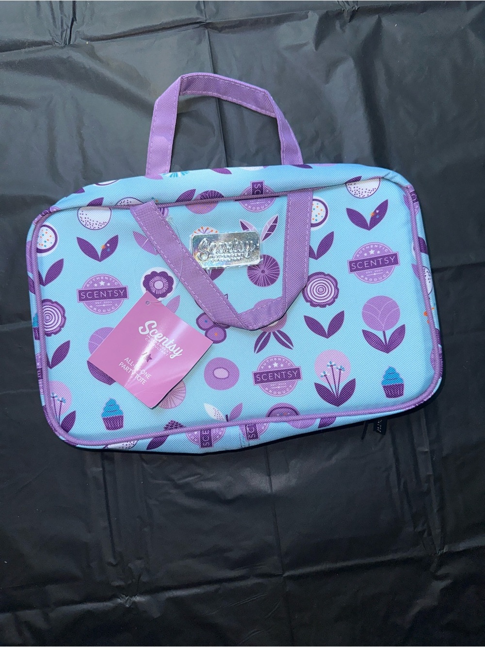 Scentsy Aqua and Lavender Floral Cosmetic Organizer Tote